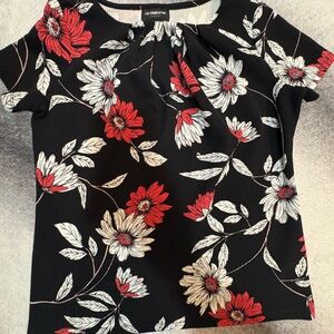 Liz Claiborne Women's Black Floral‎ Gathered Front Top Shirt Blouse Small S (A6)